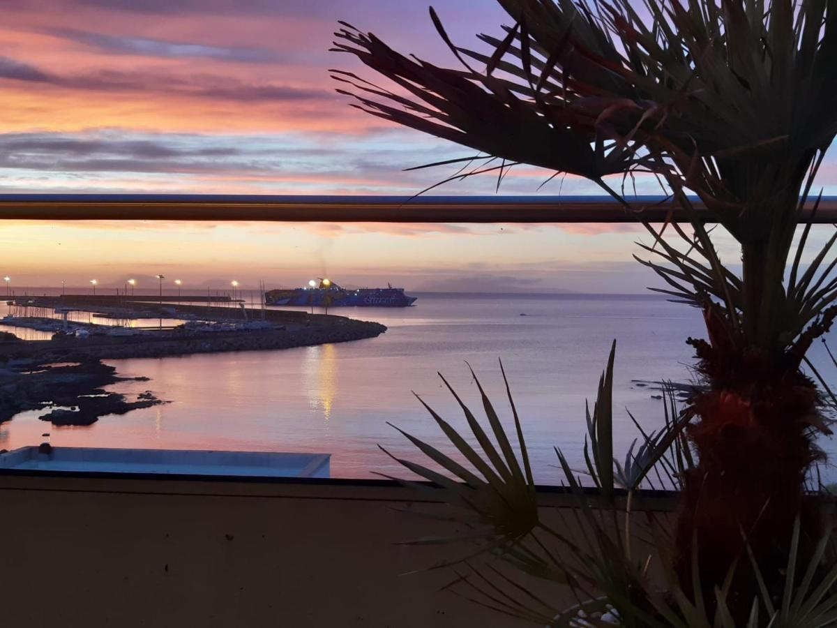 Boutique Lungomare Aparthotel Porto Torres Exteriör bild
