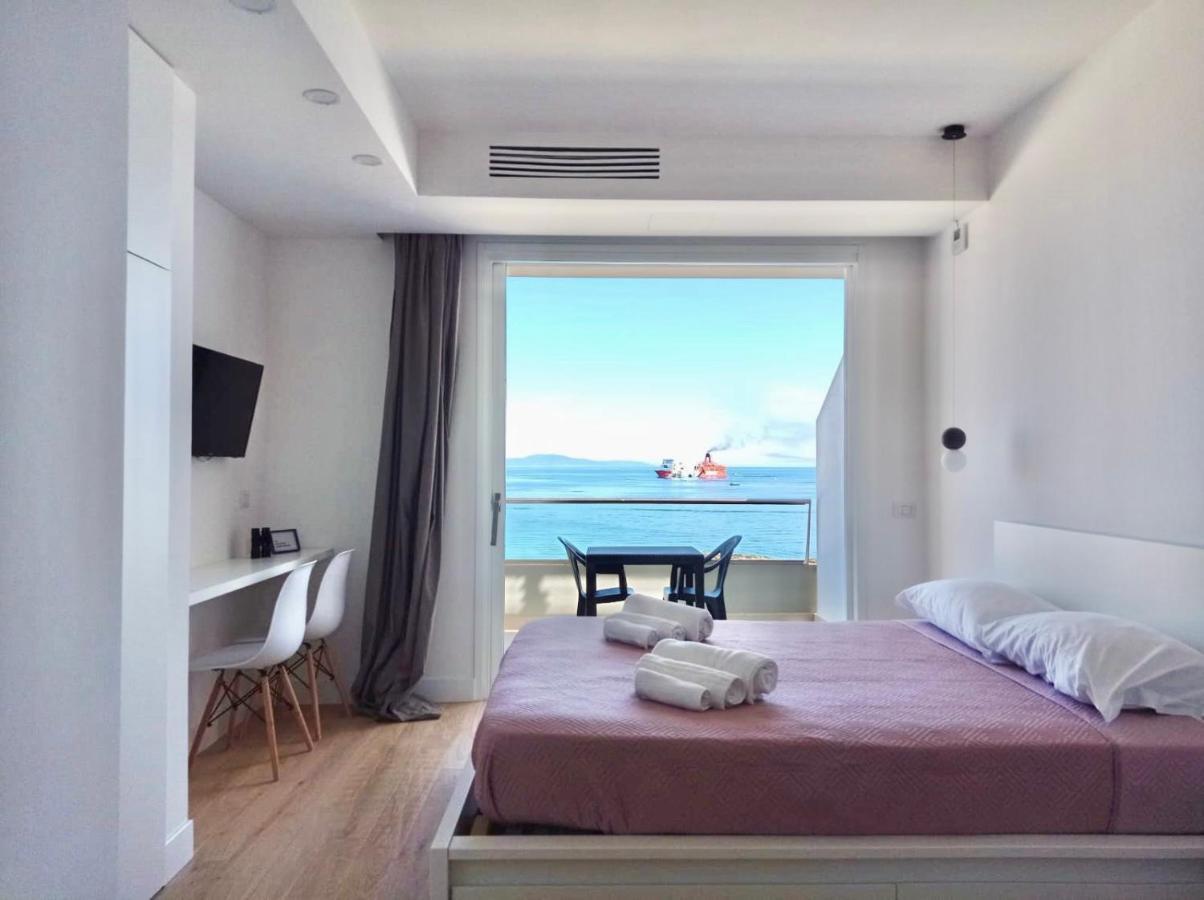 Boutique Lungomare Aparthotel Porto Torres Exteriör bild